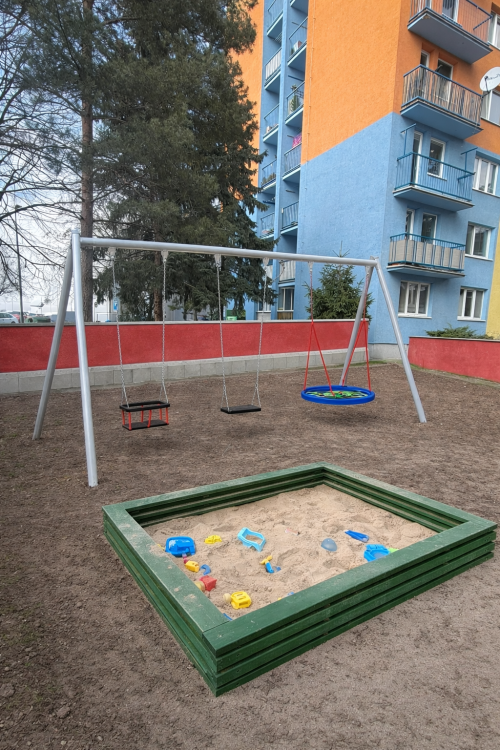 Obnova detského ihriska na Lipovej ulici v Starej Turej