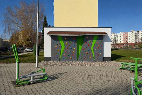 Lezecká stena pre komunitu – Stará Turá v pohybe